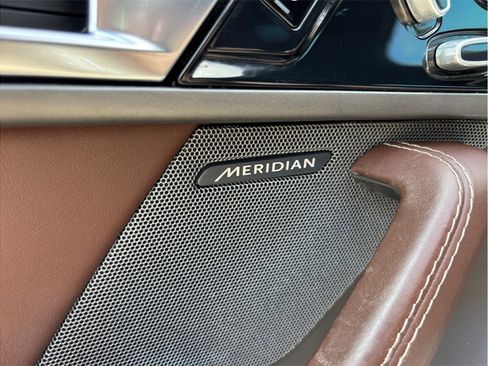 Used 2014 Jaguar F-TYPE Convertible image 22