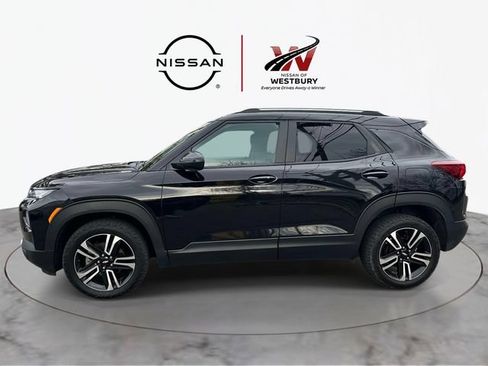 Used 2023 Chevrolet TrailBlazer LT w/ Convenience Package AWD/4WD image 7