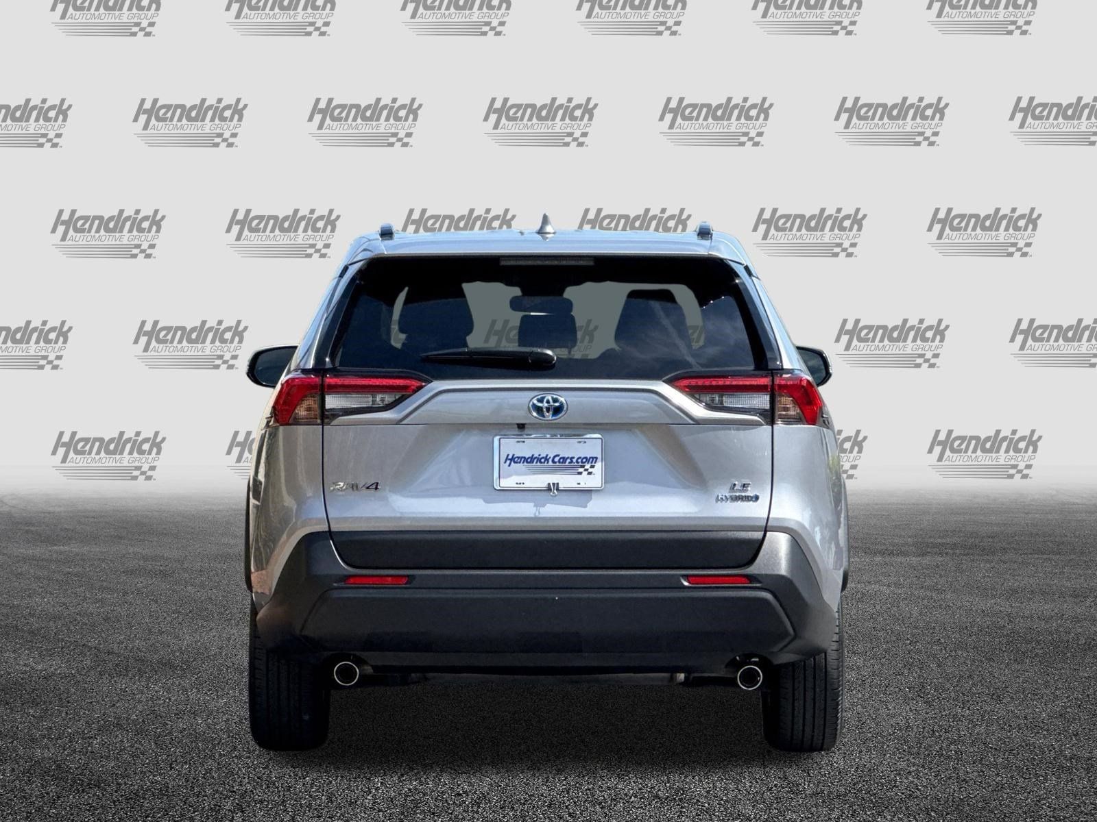 Used 2024 Toyota RAV4 LE AWD/4WD image 6