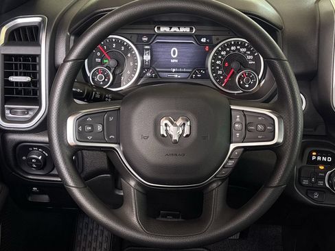 New 2026 RAM 1500 Express AWD/4WD image 12