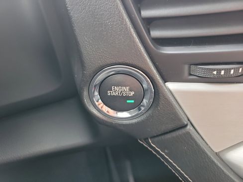 Used 2019 GMC Yukon XL SLT w/ Open Road Package image 33