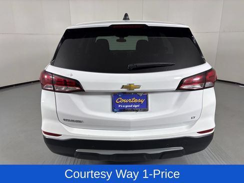 Used 2024 Chevrolet Equinox LT FWD image 9