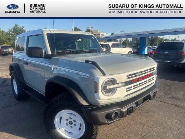 Used 2024 Ford Bronco Heritage Edition AWD/4WD image 1