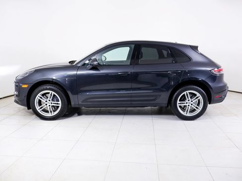 Certified 2026 Porsche Macan AWD/4WD image 2
