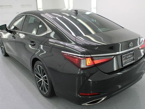 Used 2022 Lexus ES 350 w/ Premium Package FWD image 7