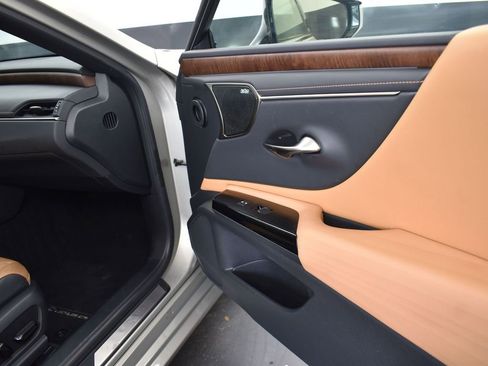 Used 2022 Lexus ES 350 Ultra Luxury FWD image 25