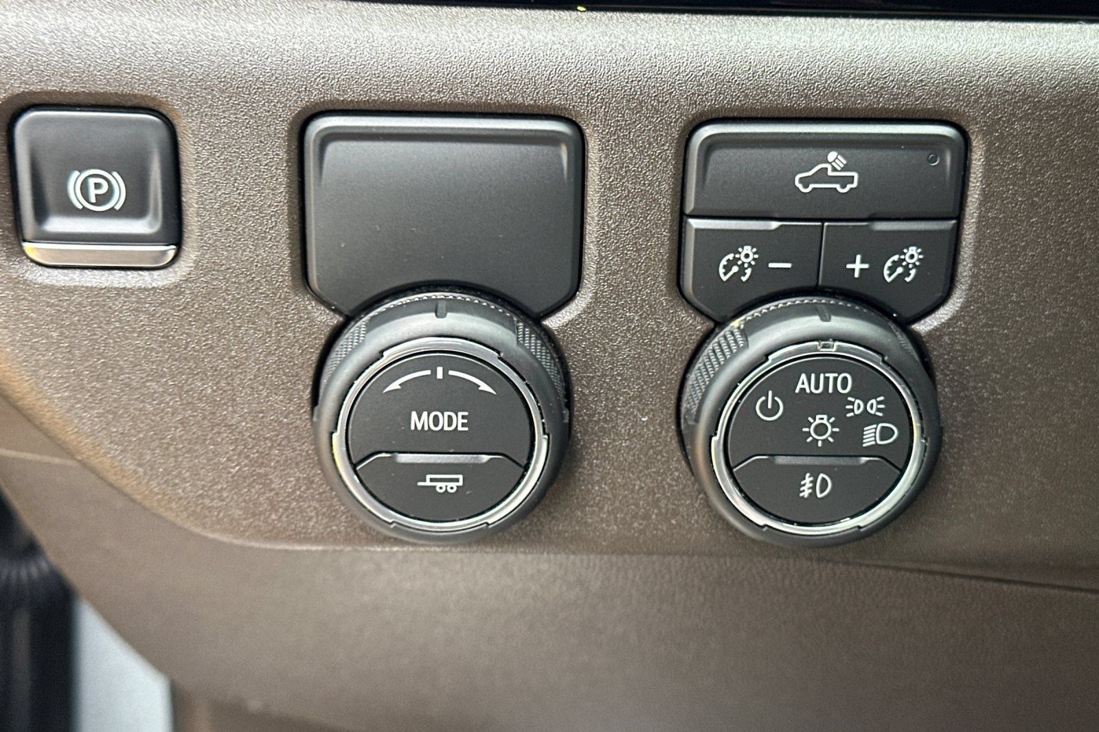 Used 2026 Chevrolet Silverado 1500 RST RWD image 35