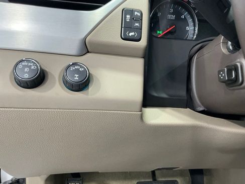 Used 2018 GMC Yukon SLT w/ Premium Edition AWD/4WD image 53