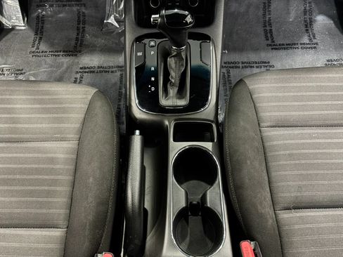 Used 2017 Kia Forte S FWD image 21