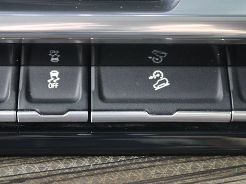 Used 2024 Chevrolet Silverado 2500 LT w/ Z71 Sport Edition AWD/4WD image 73