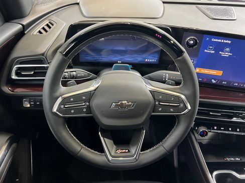 New 2026 Chevrolet Traverse Z71 w/ Enhanced Driving Package AWD/4WD image 14