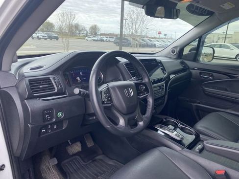 Certified 2022 Honda Pilot Touring image 11
