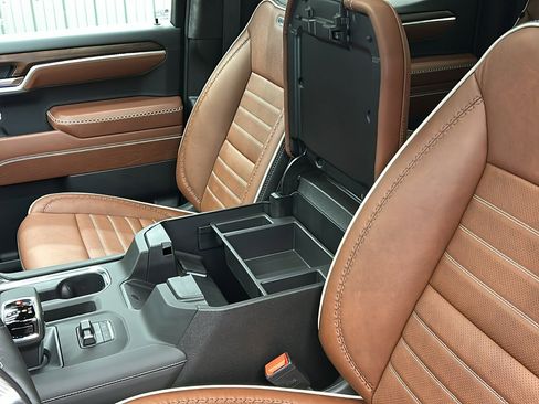 Used 2025 GMC Sierra 1500 Denali Ultimate image 29