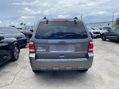 Used 2011 Ford Escape XLT FWD image 4