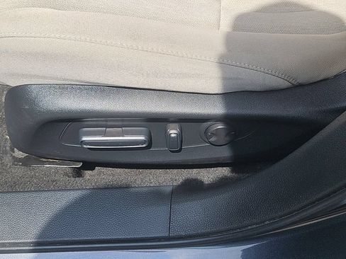 Certified 2024 Honda Accord EX image 19