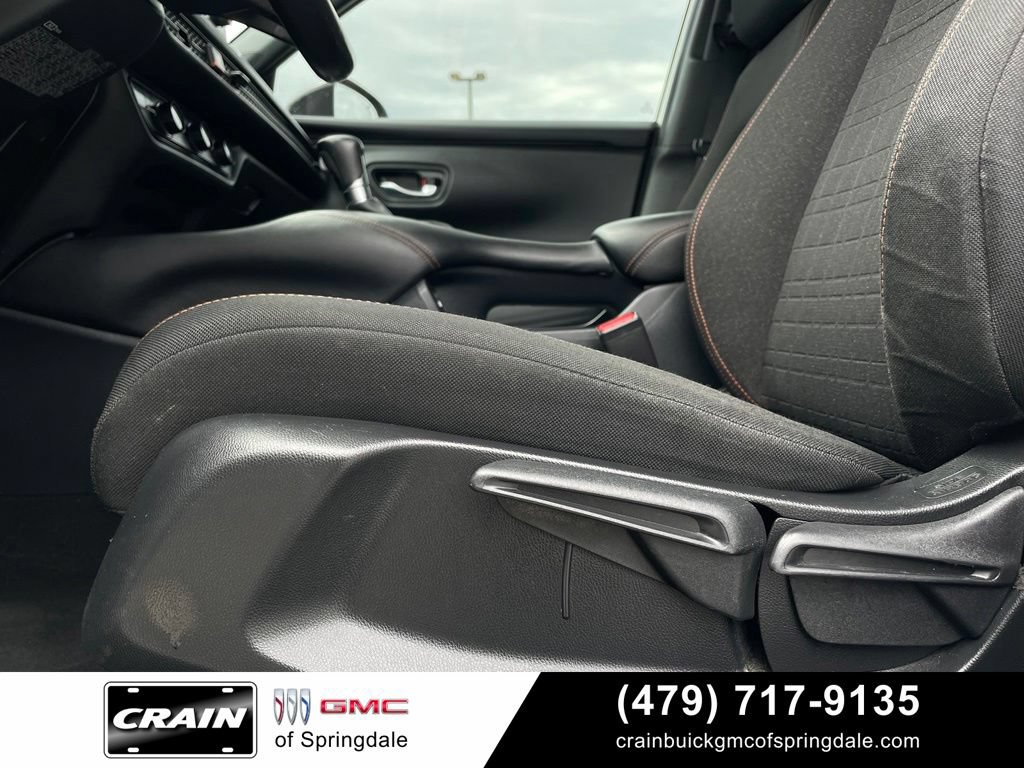 Used 2023 Honda HR-V Sport image 11