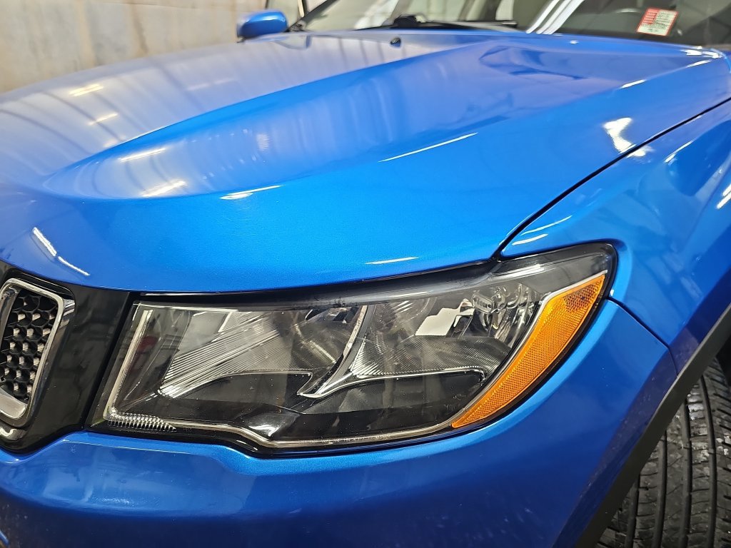 Used 2018 Jeep Compass Limited w/ Navigation Group AWD/4WD image 36