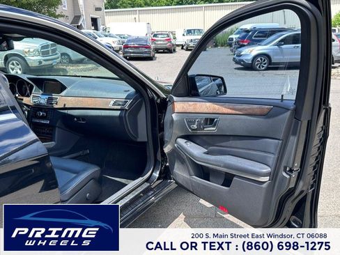Used 2014 Mercedes-Benz E 350 4MATIC Sedan image 16