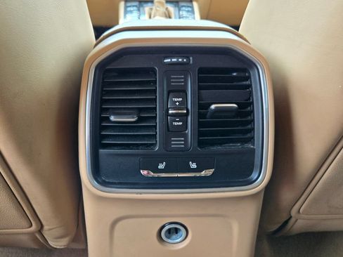 Used 2015 Porsche Macan S AWD/4WD image 25