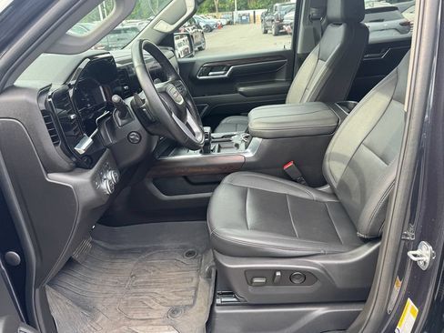 Used 2023 GMC Sierra 1500 SLT w/ SLT Premium Package AWD/4WD image 24