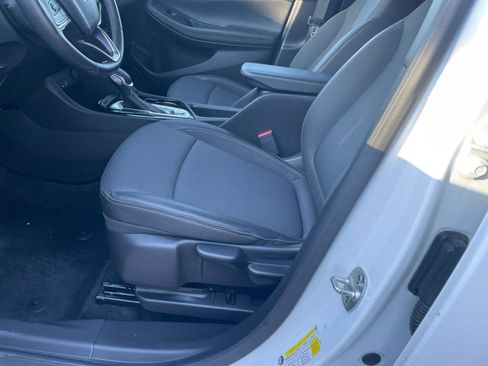 Used 2025 Buick Encore GX Preferred image 24