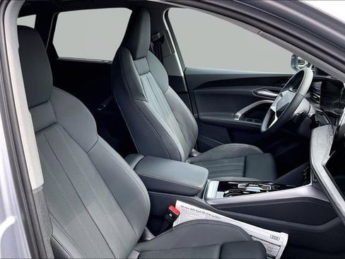 New 2025 Audi Q5 2.0T Premium Plus image 7