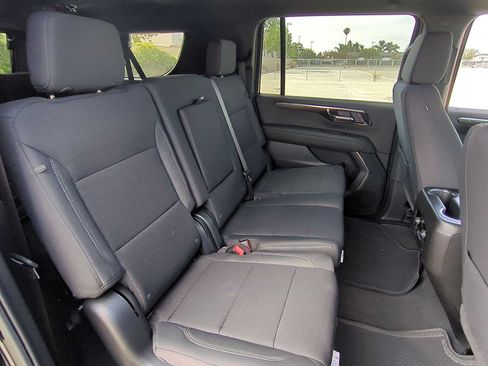 New 2026 Chevrolet Suburban LS RWD image 26