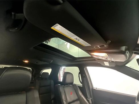 Used 2025 Dodge Durango R/T image 28