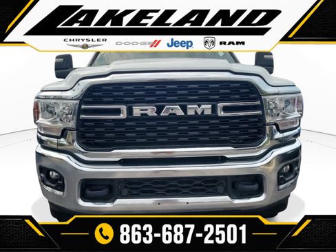 Used 2024 RAM 2500 Big Horn w/ Off Road Package AWD/4WD image 2