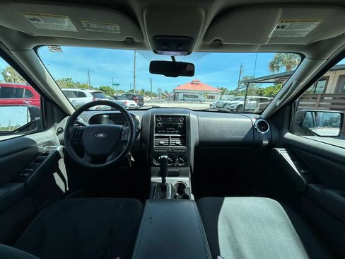 Used 2008 Ford Explorer Sport Trac Limited RWD image 12