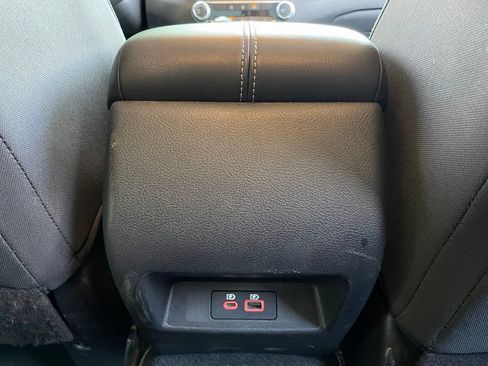 Used 2023 Nissan Altima 2.5 SV FWD image 27