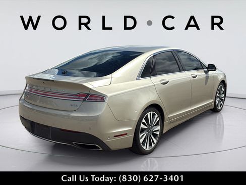 Used 2017 Lincoln MKZ Reserve w/ Technology Package FWD image 5