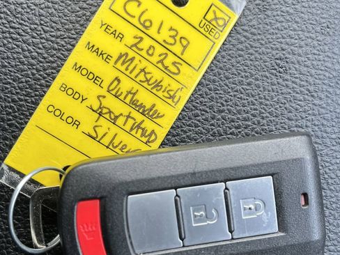 Used 2025 Mitsubishi Outlander Sport AWD image 23