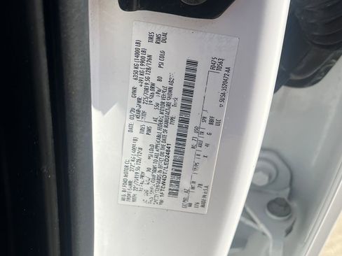 Used 2020 Ford F450 Platinum w/ FX4 Off-Road Package image 34