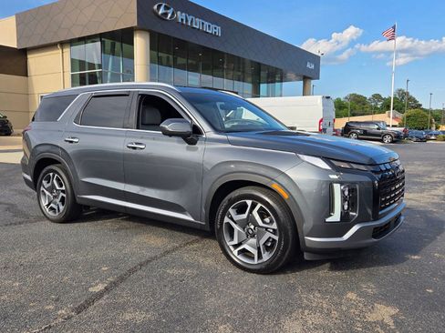 Used 2025 Hyundai Palisade SEL FWD image 1