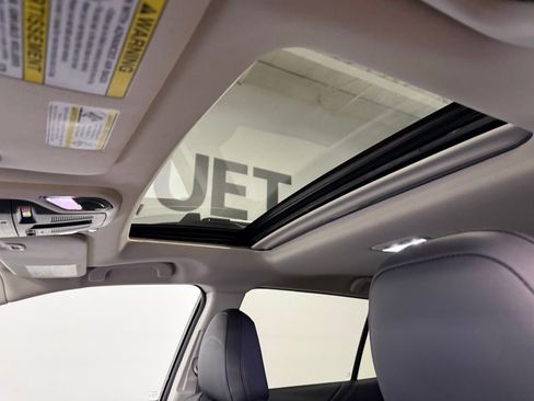 Used 2023 Subaru Outback Touring XT image 16