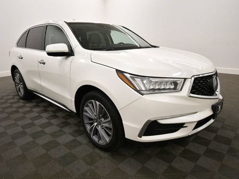 Used 2018 Acura MDX w/ Technology & Entertainment AWD/4WD image 10