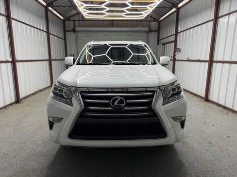 Used 2017 Lexus GX 460 Premium AWD/4WD image 2