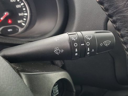 Used 2020 Jeep Renegade Limited AWD/4WD image 20