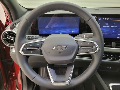 New 2026 Chevrolet Equinox LT w/ Midnight Edition FWD image 2