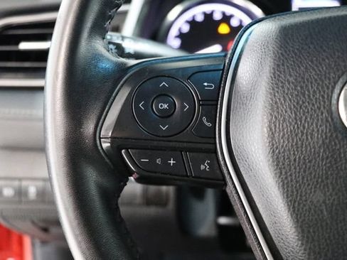 Used 2019 Toyota Camry SE FWD image 21