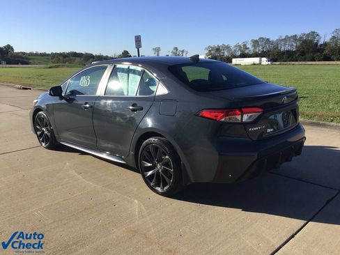 Used 2024 Toyota Corolla SE image 6