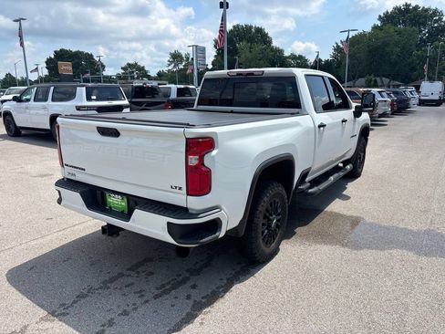 Used 2022 Chevrolet Silverado 2500 LTZ w/ LTZ Plus Package AWD/4WD image 5