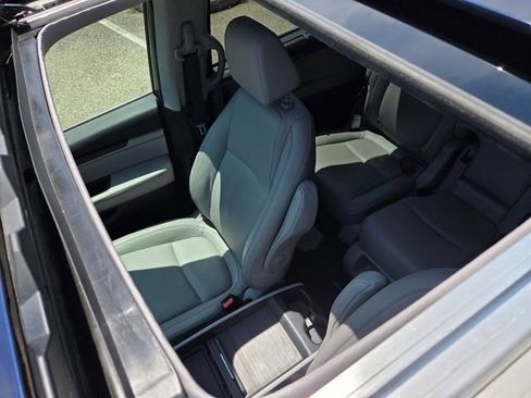 Used 2023 Honda Odyssey EX-L image 9