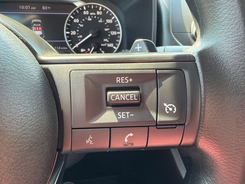 Used 2023 Nissan Rogue S AWD/4WD image 13