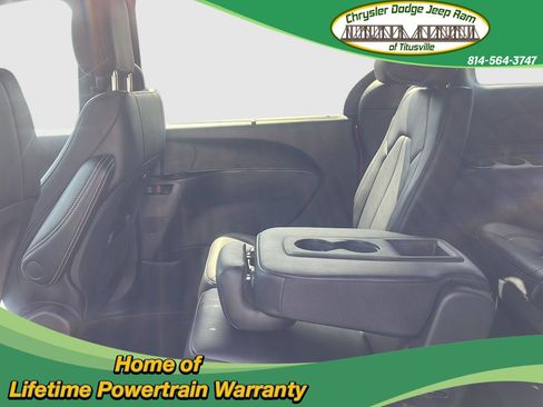 New 2026 Chrysler Pacifica Select image 41