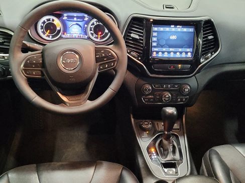 Used 2022 Jeep Cherokee Limited w/ Mopar Interior Package image 22