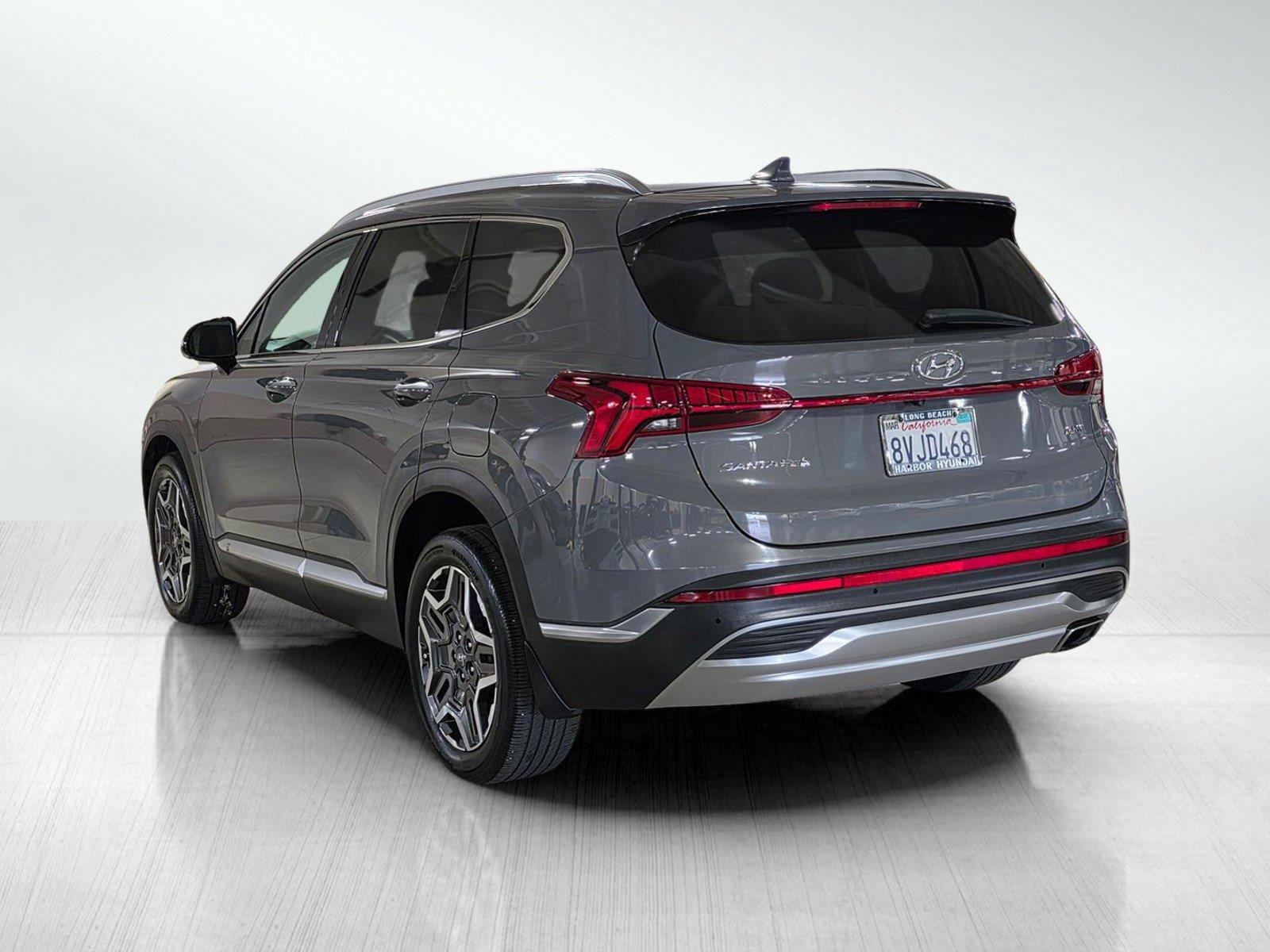 Used 2021 Hyundai Santa Fe Limited FWD image 5