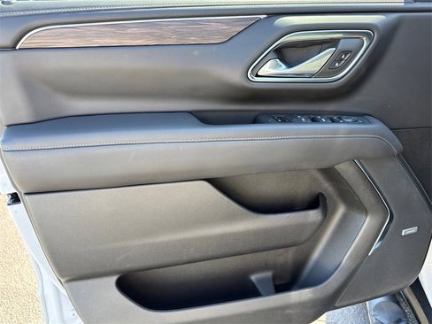 Certified 2023 Chevrolet Tahoe Z71 w/ Luxury Package image 11