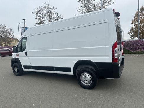 Used 2022 RAM ProMaster 2500 image 4
